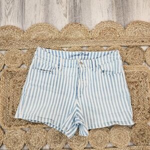 Universal Thread Womens Shorts